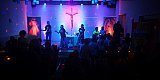 Children praise gallery
