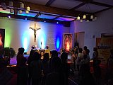 Children praise gallery